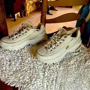Vintage gold trimmed Skechers, NWOT